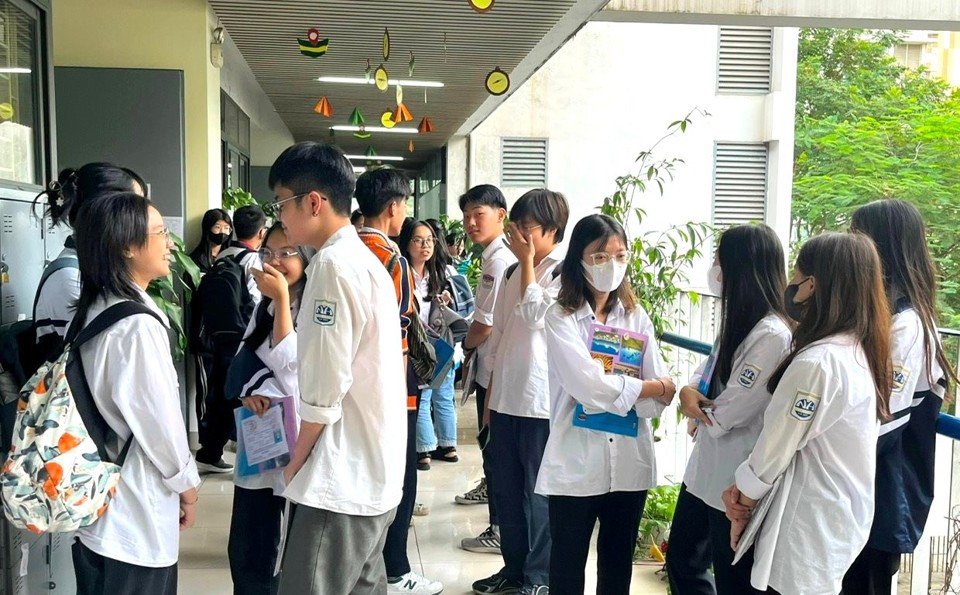 Học sinh Hà Nội tham dự kỳ thi chọn đội tuyển đi thi quốc gia.