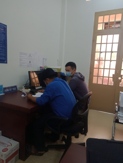 Xã Tân Bình tăng cường công tác tuyên truyền, hướng dẫn người dân trên địa bàn tạo tài khoản dịch vụ công, nộp hồ sơ trực tuyến, thanh toán trực tuyến