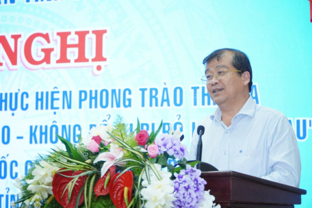 Ông Võ Đức Trong- Phó Chủ tịch Thường trực UBND tỉnh phát biểu tại hội nghị.