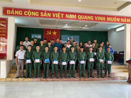 Ảnh: quang cảnh buổi Lễ tiễn đưa công dân lên đường nhập ngũ năm 2024